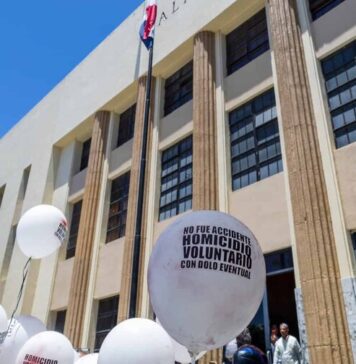 KLK SDE CASO JET SET: FAMILIA DE ESPOSA DE Eduardo Grullón PRESENTA QUERELLA INDEPENDIENTE Y PIDE TIPIFICAR HOMICIDIO VOLUNTARIO.